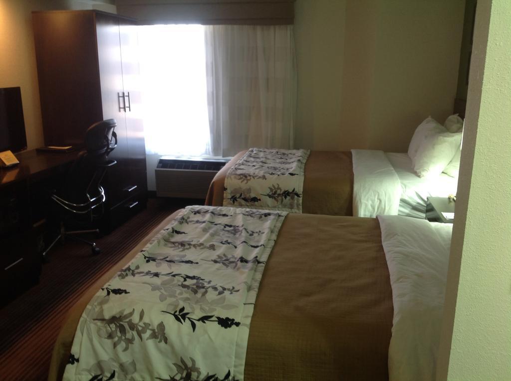 Sleep Inn & Suites Kingsport Tricities Airport Bagian luar foto