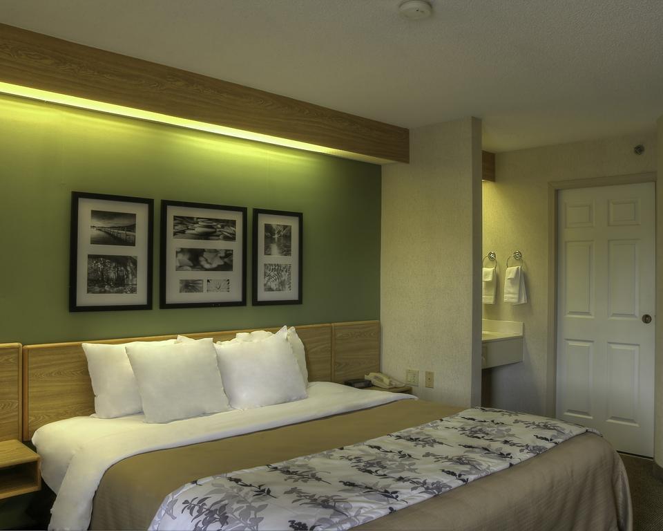 Sleep Inn & Suites Kingsport Tricities Airport Bagian luar foto