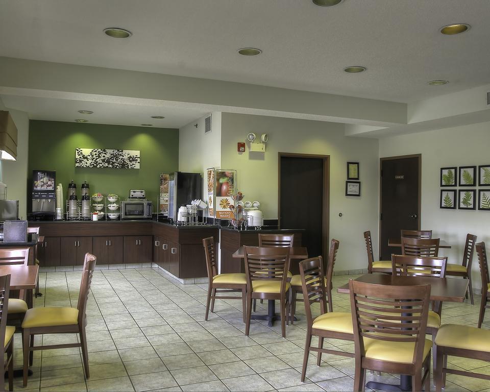 Sleep Inn & Suites Kingsport Tricities Airport Bagian luar foto