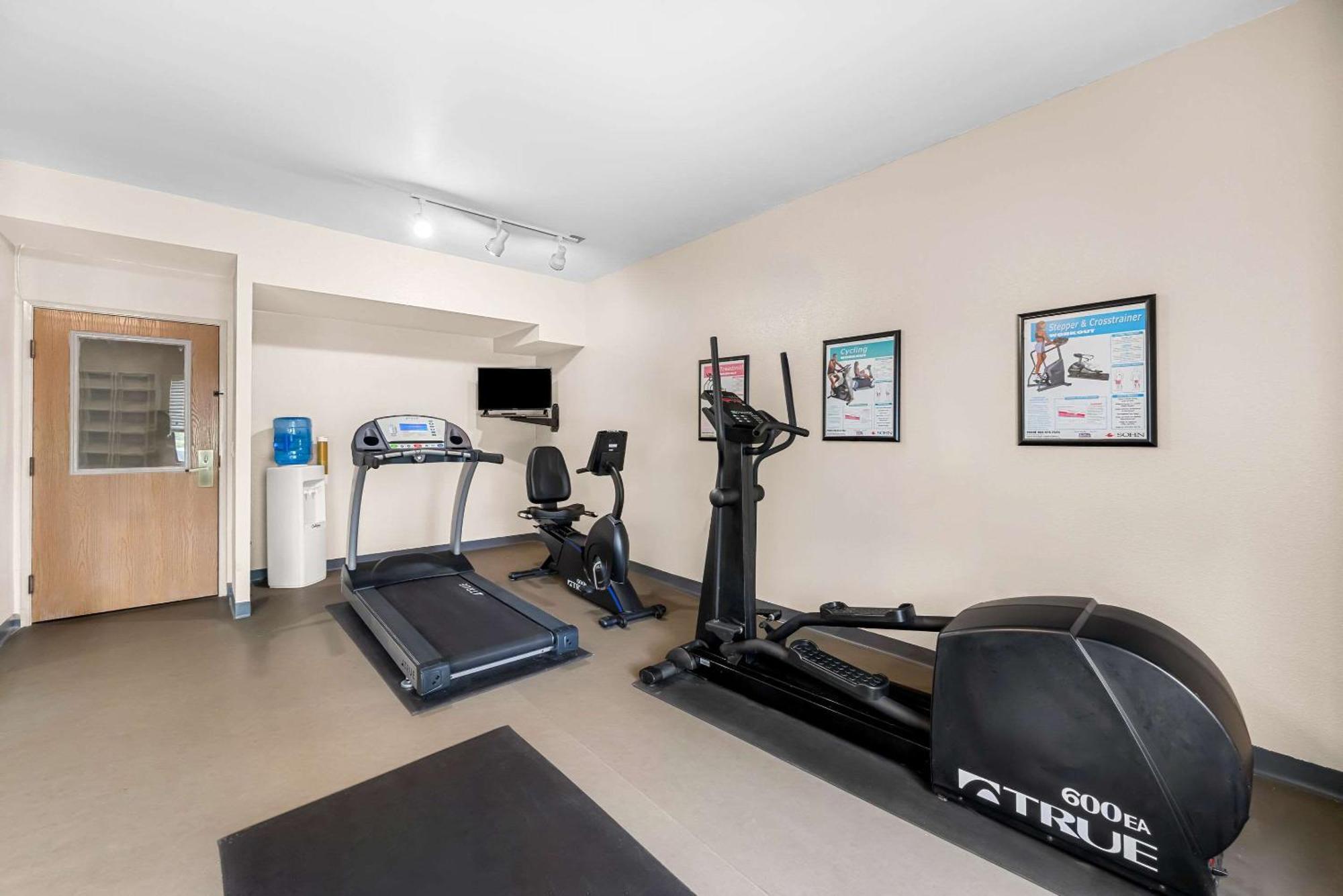 Sleep Inn & Suites Kingsport Tricities Airport Bagian luar foto