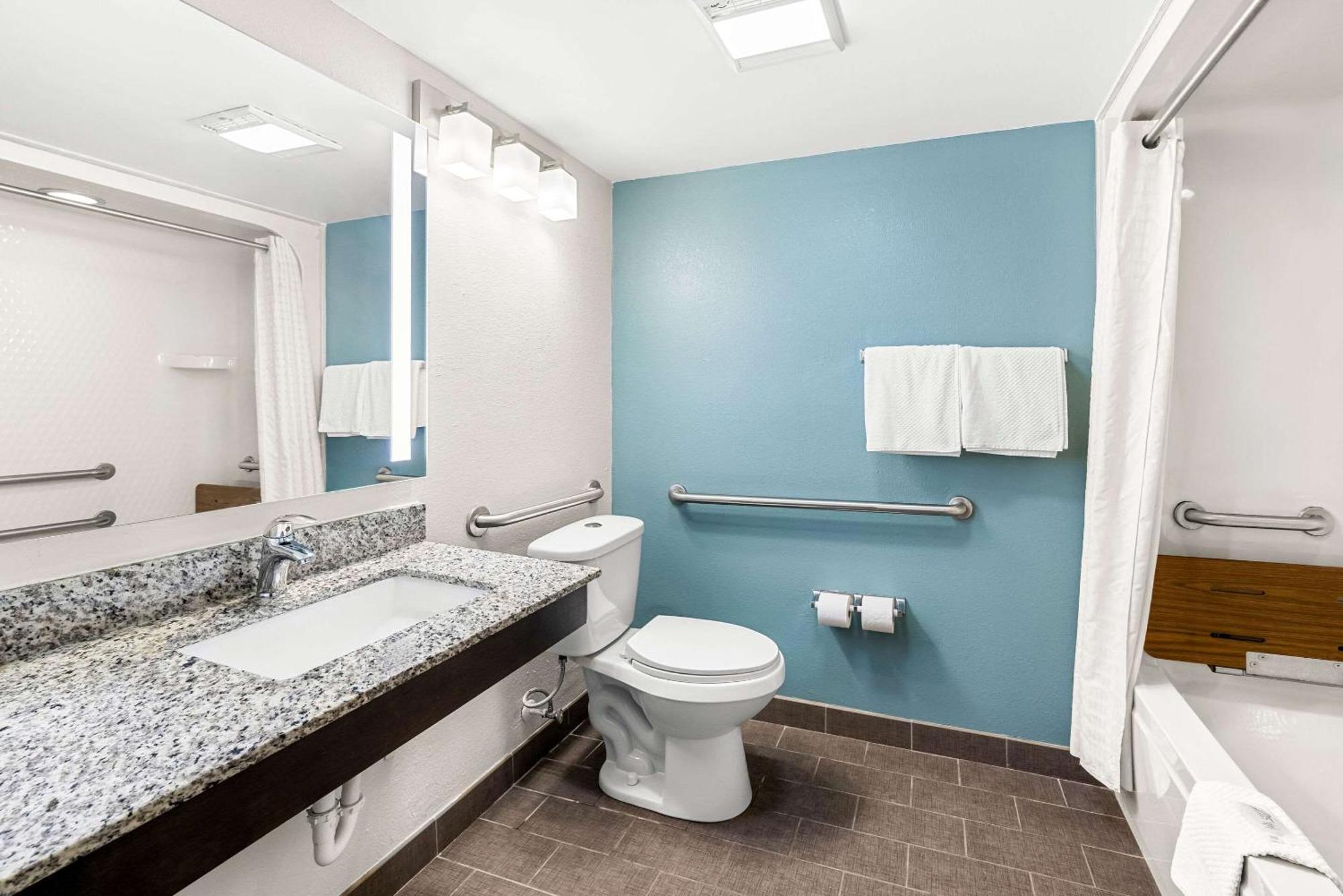Sleep Inn & Suites Kingsport Tricities Airport Bagian luar foto