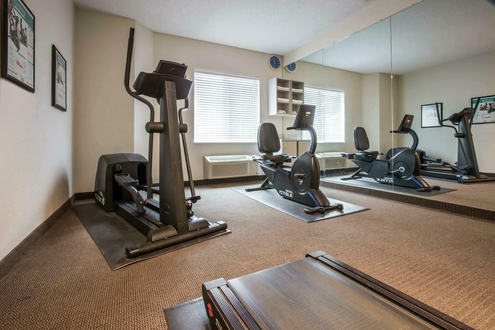 Sleep Inn & Suites Kingsport Tricities Airport Bagian luar foto